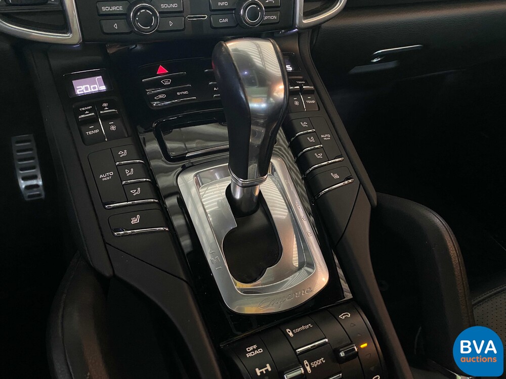 Porsche Cayenne S4.2D V8 385 PS 2015 FACELIFT, JG-560-L.