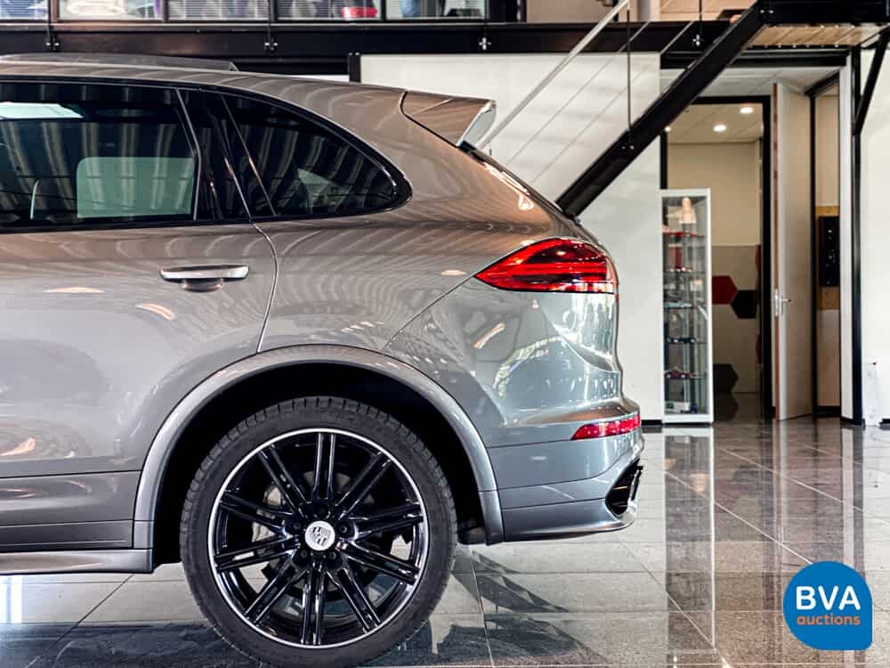 Porsche Cayenne S4.2D V8 385 PS 2015 FACELIFT, JG-560-L.