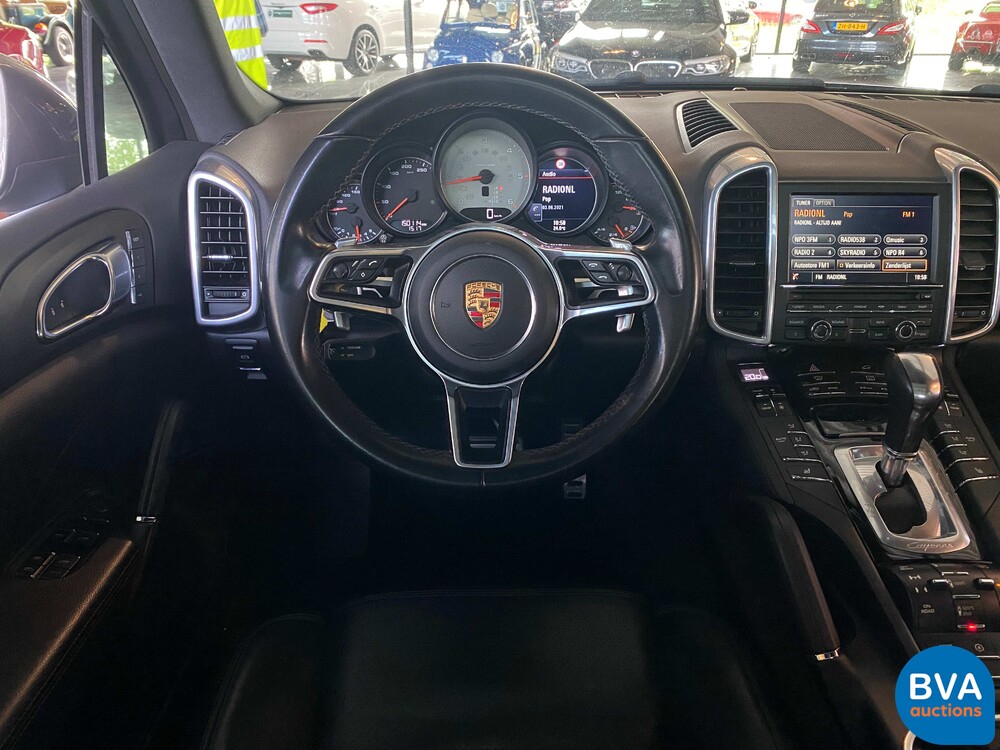 Porsche Cayenne S4.2D V8 385 PS 2015 FACELIFT, JG-560-L.