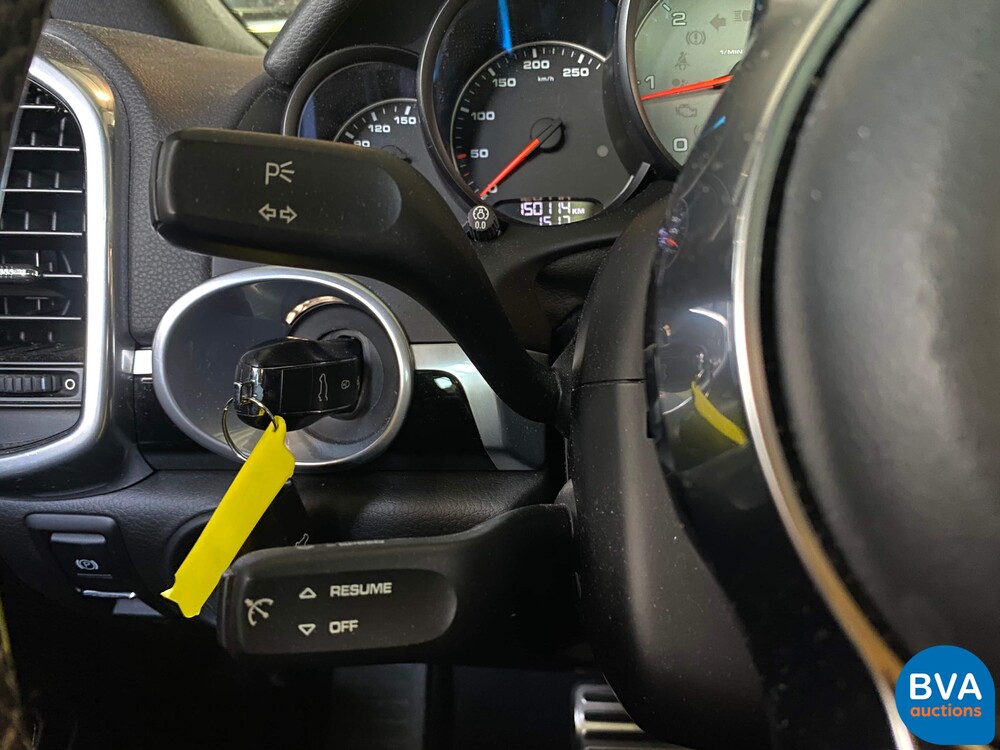 Porsche Cayenne S4.2D V8 385 PS 2015 FACELIFT, JG-560-L.