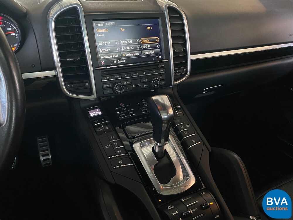 Porsche Cayenne S4.2D V8 385 PS 2015 FACELIFT, JG-560-L.