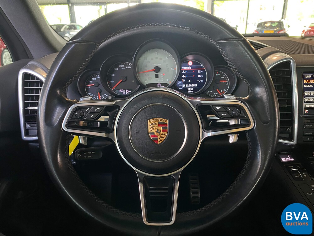 Porsche Cayenne S4.2D V8 385 PS 2015 FACELIFT, JG-560-L.