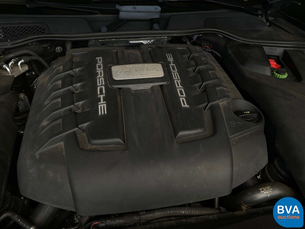 Porsche Cayenne S4.2D V8 385 PS 2015 FACELIFT, JG-560-L.