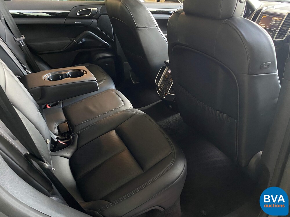 Porsche Cayenne S4.2D V8 385 PS 2015 FACELIFT, JG-560-L.