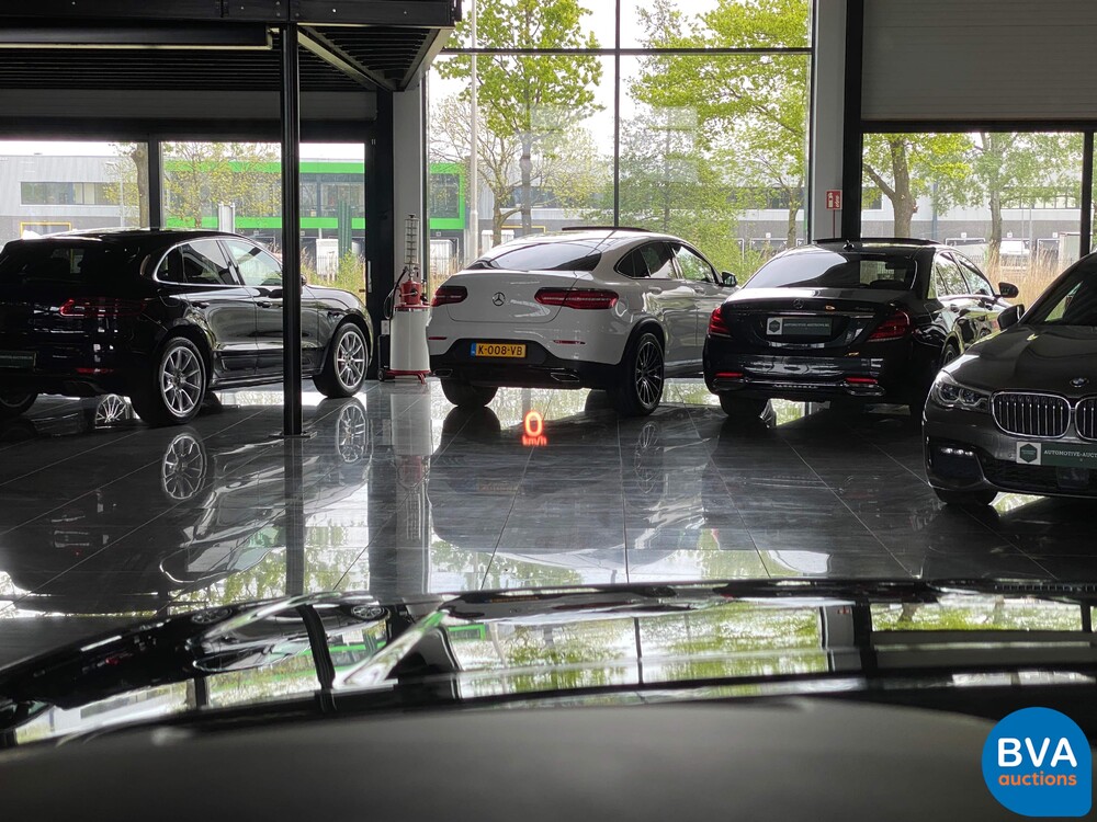 Land Rover Range Rover Overfinch LWB 4.4 SDV8 340 PS 2016, PK-326-K.