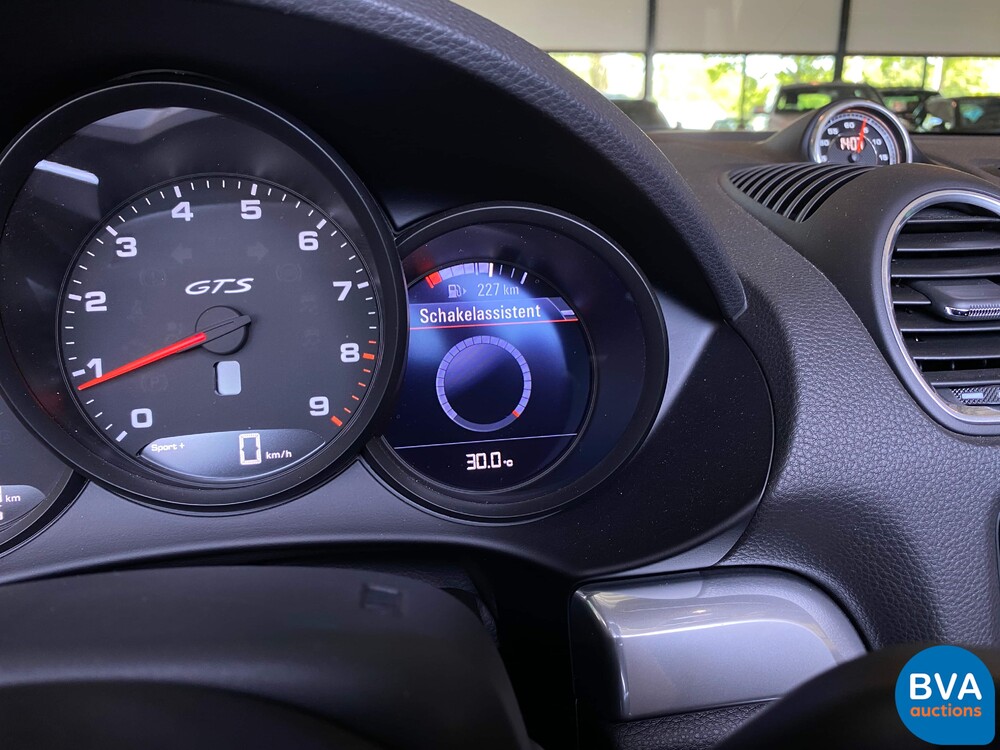 Porsche 718 Boxster GTS4.0 400 PS 2020 -GARANTIE-.