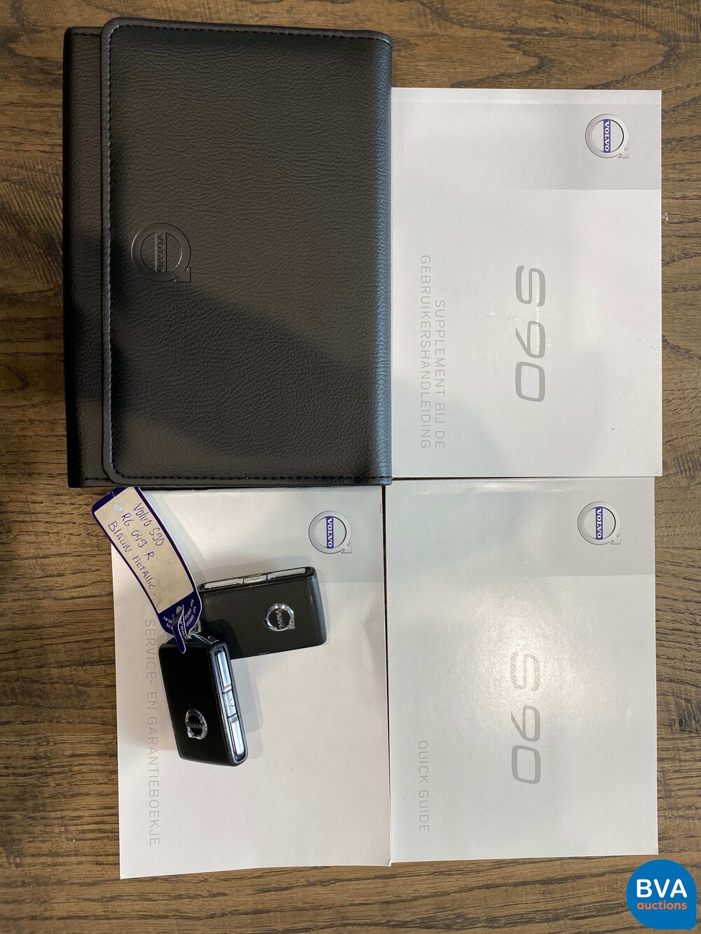 Volvo S90 2.0 D3 Momentum+ -Original NL-NEU-MODELL, RG-049-R.