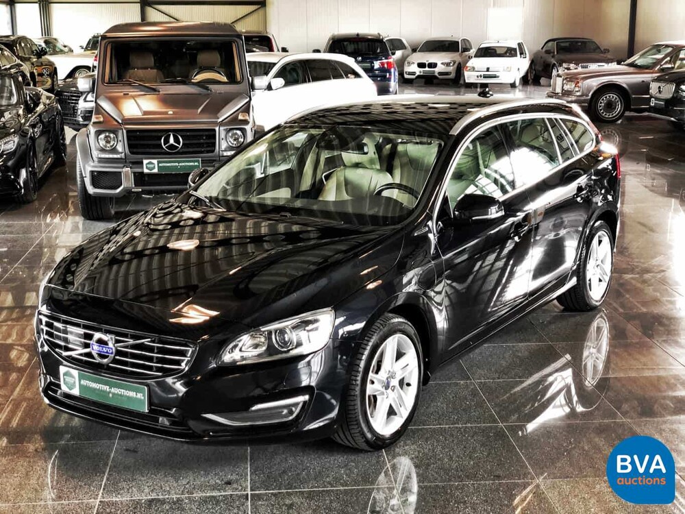 Volvo V60 2.4 D6 AWD Plug-in Hybrid Summum 285 PS 2014, NF-726-V.