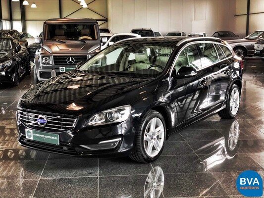 Volvo V60 2.4 D6 AWD Plug-in Hybrid Summum 285 PS 2014, NF-726-V.