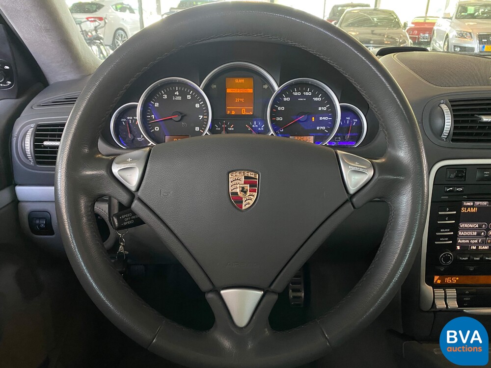 Porsche Cayenne GTS4.8 V8 405 PS 2009, 4-SHZ-83.