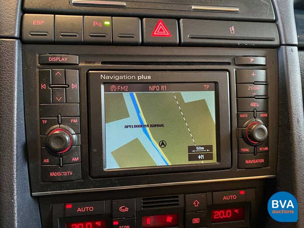 Audi A4 Cabrio 2.4 V6 YOUNGTIMER 170 PS 2003, 6-XXT-40.