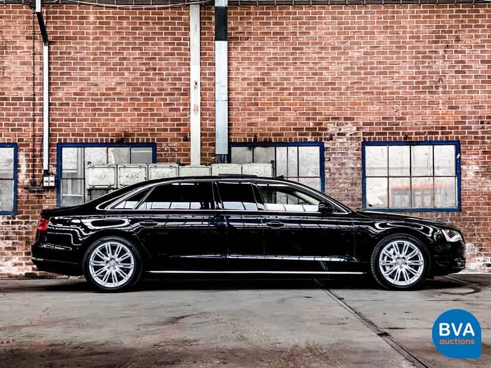 Audi A8 Limousine 4.2 TDI Quattro Stretched Long - 1 or 2-351hp 2013, 52-ZVN-4.