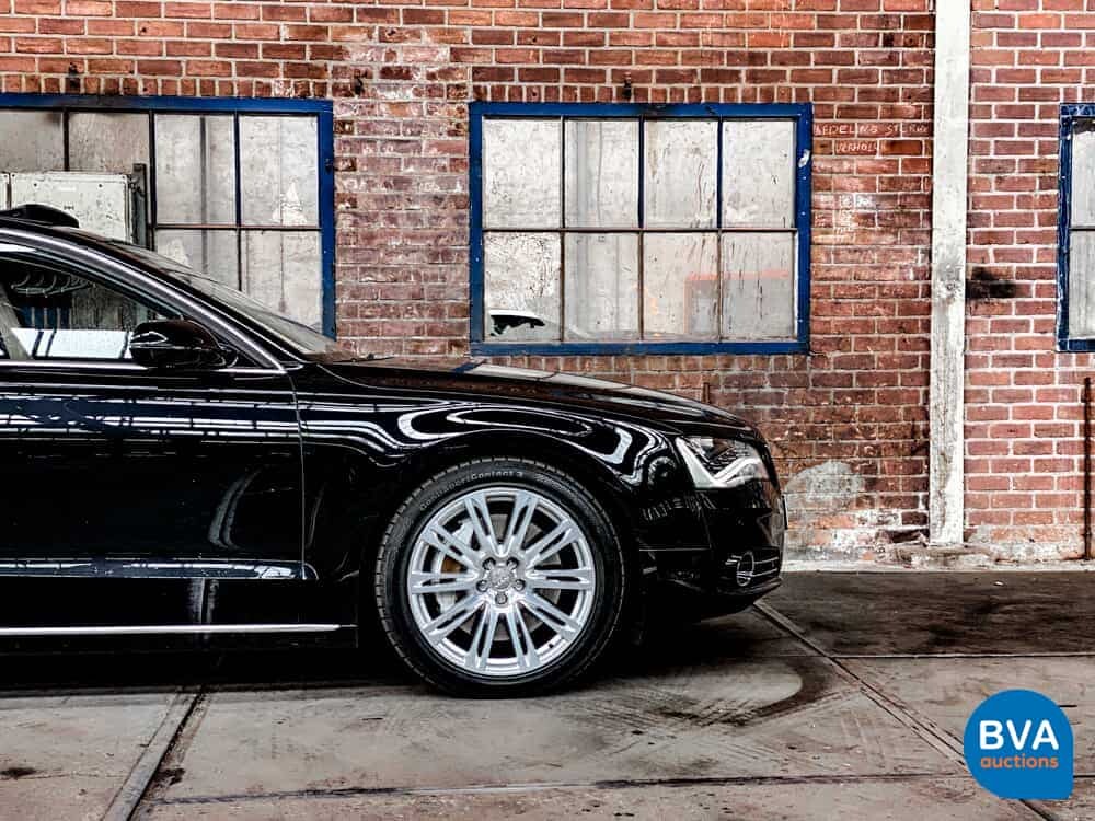 Audi A8 Limousine 4.2 TDI Quattro Stretched Long - 1 or 2-351hp 2013, 52-ZVN-4.