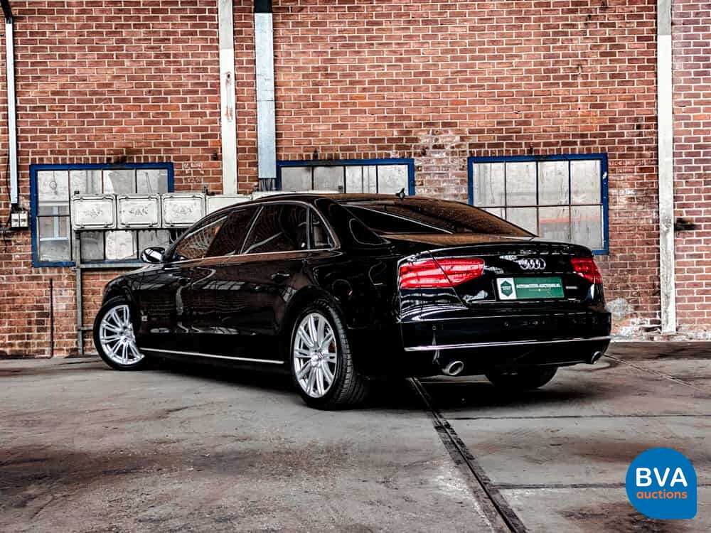 Audi A8 Limousine 4.2 TDI Quattro Stretched Long - 1 or 2-351hp 2013, 52-ZVN-4.