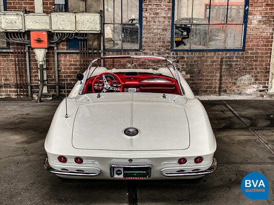 Chevrolet Corvette C1 Convertible V8 Handgeschakeld 283 230pk 1961, DZ-97-56