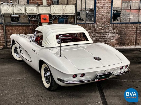 Chevrolet Corvette C1 Convertible V8 Handgeschakeld 283 230pk 1961, DZ-97-56