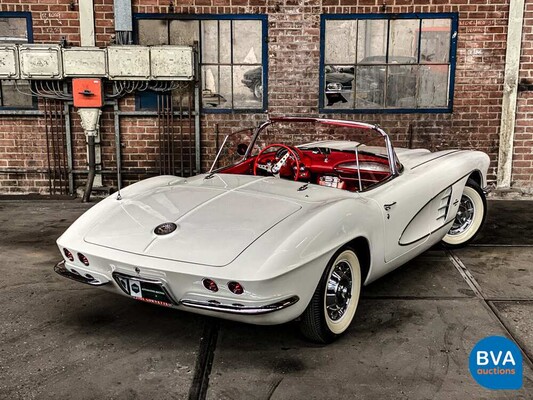 Chevrolet Corvette C1 Convertible V8 Handgeschakeld 283 230pk 1961, DZ-97-56