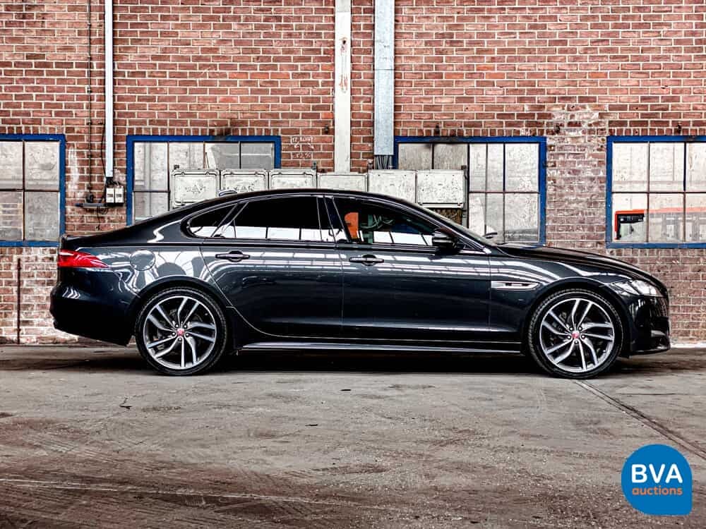 Jaguar XF 2.0d Portfolio 180hp R-Sport 2018 Org-NL WARRANTY, TJ-725-S.