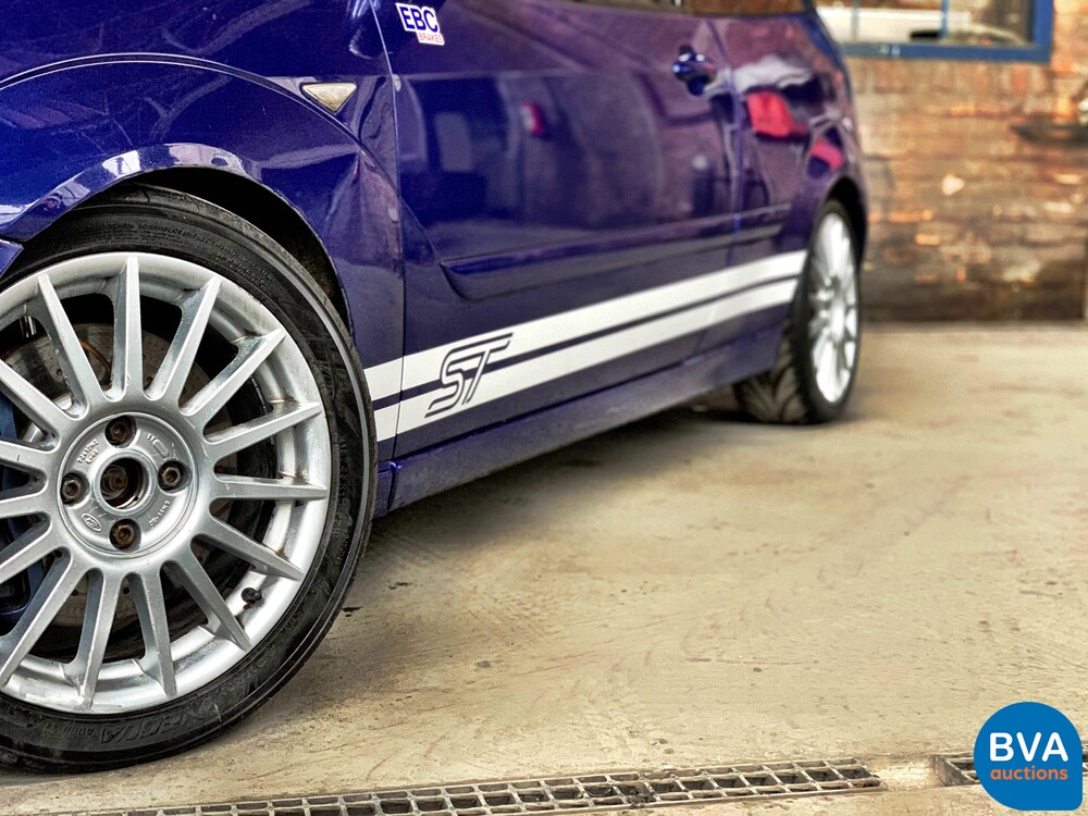 Ford Focus ST170 2.0 173pk 2002 -Original NL-, 01-JT-TV.