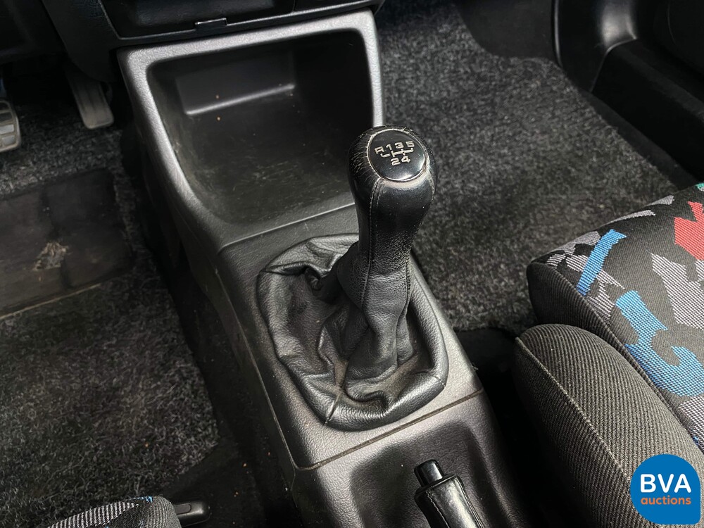 Volkswagen Golf 1.8 Cabriolet -Original Dutch- 1997, PX-ZB-77.