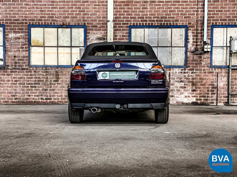 Volkswagen Golf 1.8 Cabriolet -Original Dutch- 1997, PX-ZB-77.