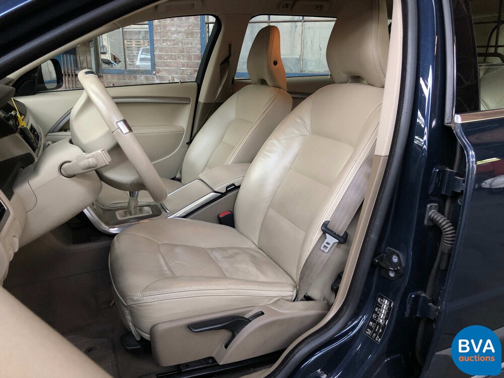 Volvo XC70 D3 Limited Edition 163hp -Org. NL- 2011, 28-SVG-8.