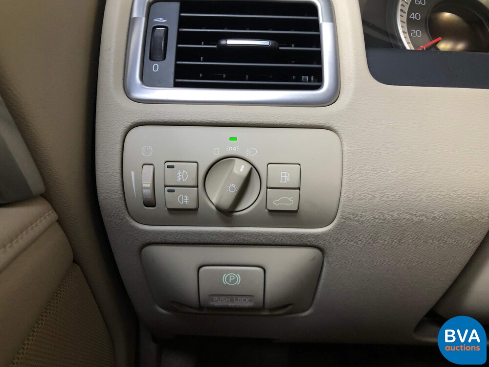 Volvo XC70 D3 Limited Edition 163hp -Org. NL- 2011, 28-SVG-8.