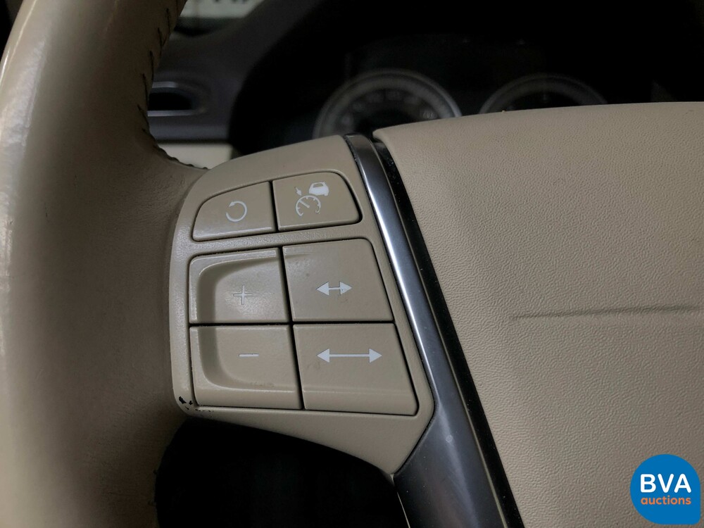 Volvo XC70 D3 Limited Edition 163hp -Org. NL- 2011, 28-SVG-8.