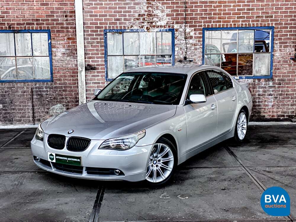 BMW 545i Saloon 4.4 V8 333pk -ORG NL- 5-Series E60 2004, 29-NT-NB.