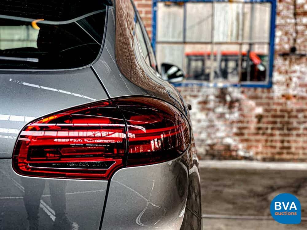 Porsche Cayenne S3.0 E-Hybrid 416pk 2015 Hybrid ORG-NL, HF-547-H.