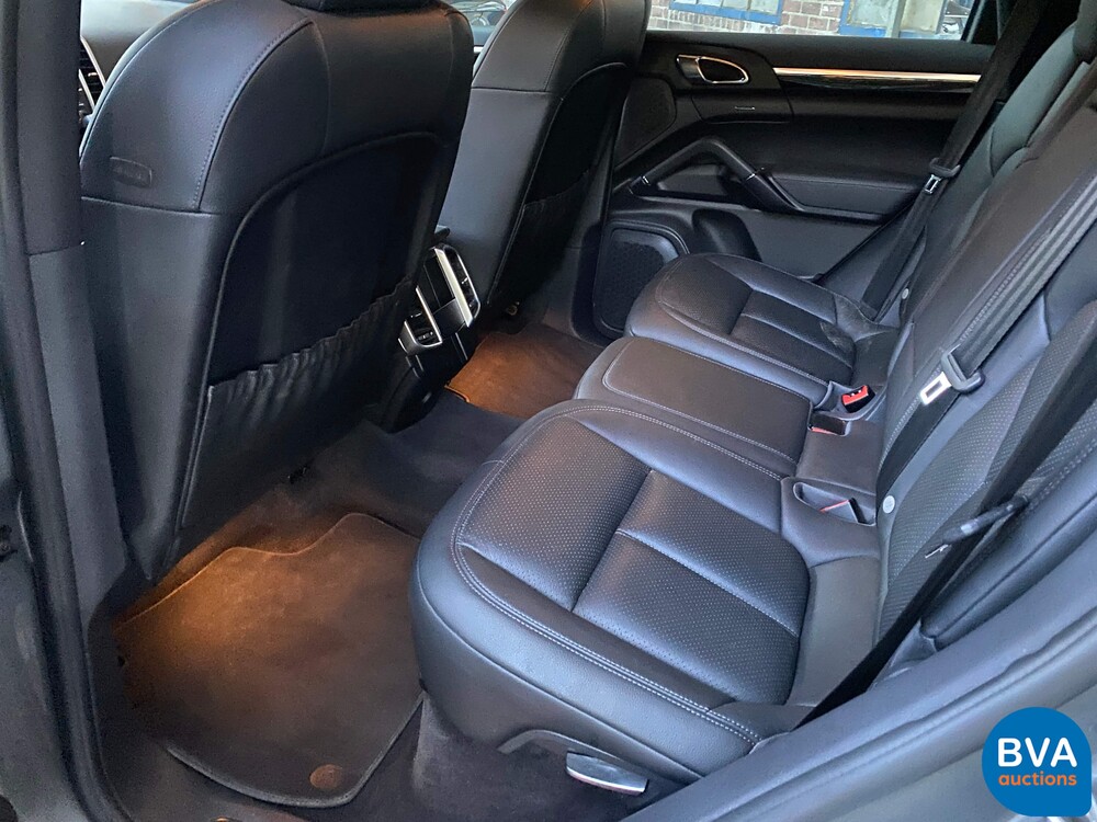 Porsche Cayenne S3.0 E-Hybrid 416pk 2015 Hybrid ORG-NL, HF-547-H.