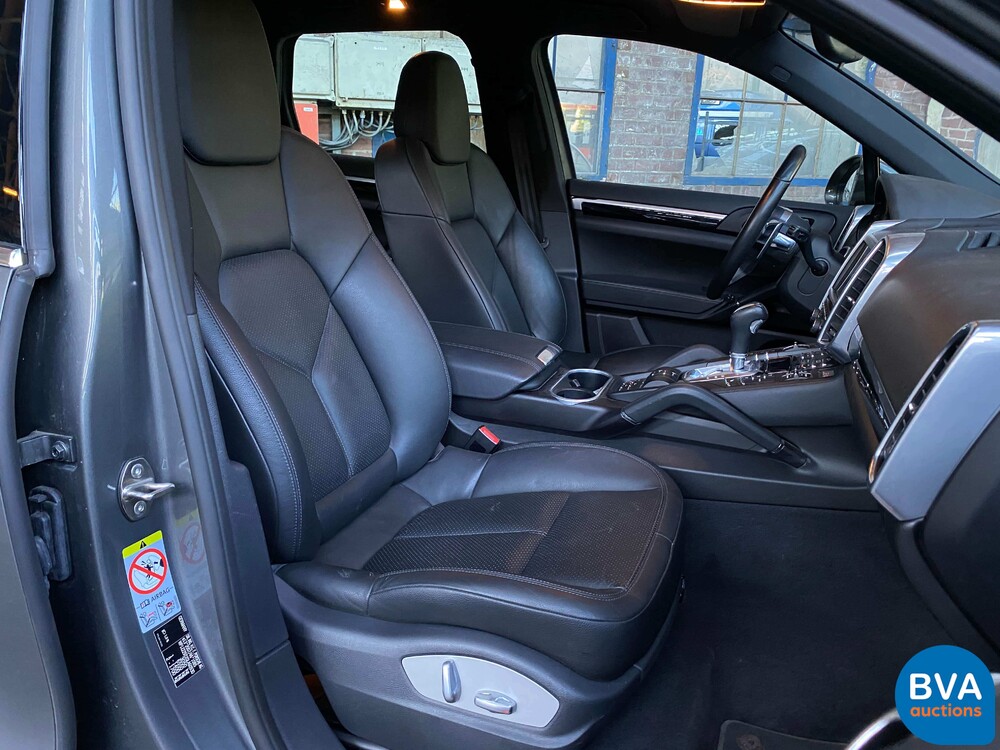 Porsche Cayenne S3.0 E-Hybrid 416pk 2015 Hybrid ORG-NL, HF-547-H.