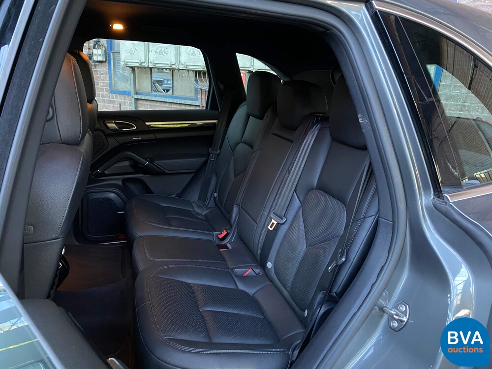 Porsche Cayenne S3.0 E-Hybrid 416pk 2015 Hybrid ORG-NL, HF-547-H.