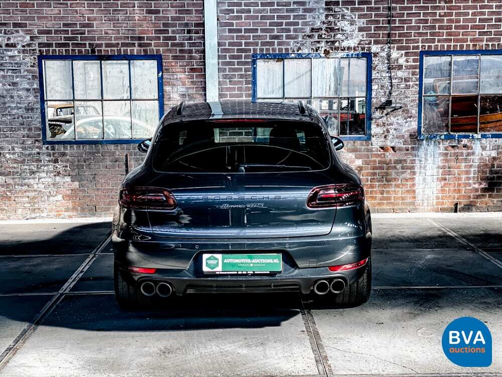Porsche Macan GTS V6 Bi-Turbo 360hp 2016 Facelift, L-748-DB.