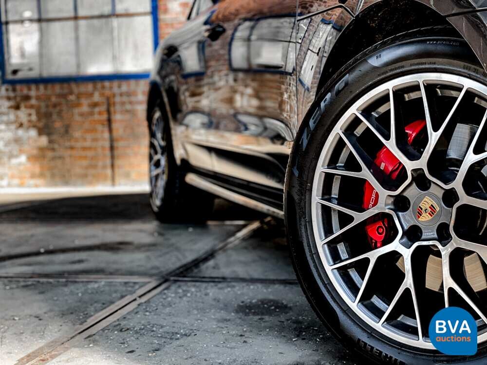 Porsche Macan GTS V6 Bi-Turbo 360hp 2016 Facelift, L-748-DB.