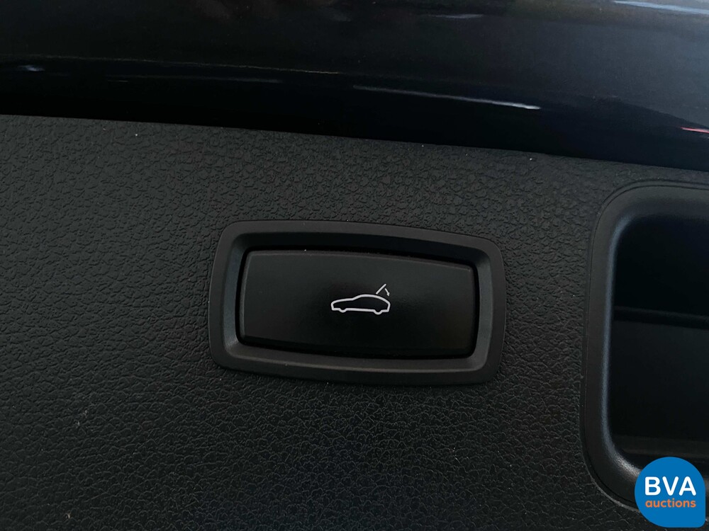 Porsche Macan GTS V6 Bi-Turbo 360hp 2016 Facelift, L-748-DB.