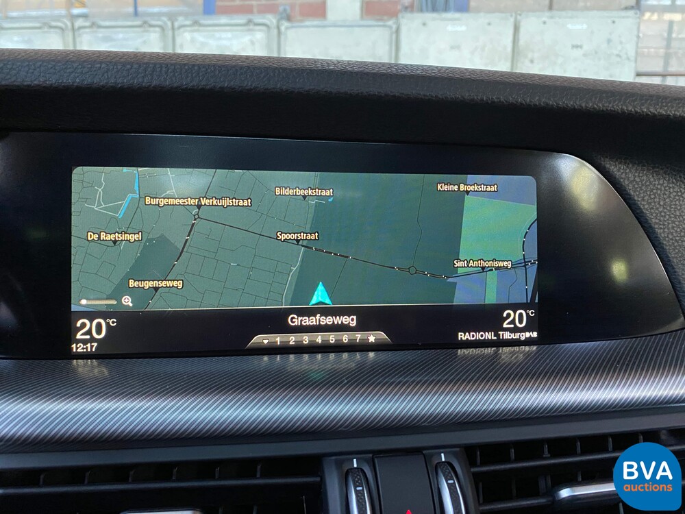 Alfa Romeo Stelvio 2.0T Q4 280hp AWD 2018, XK-318-N.