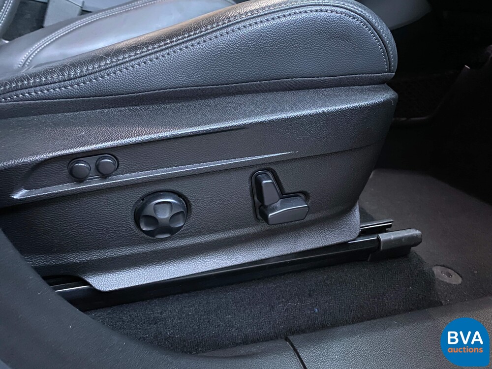 Alfa Romeo Stelvio 2.0T Q4 280hp AWD 2018, XK-318-N.