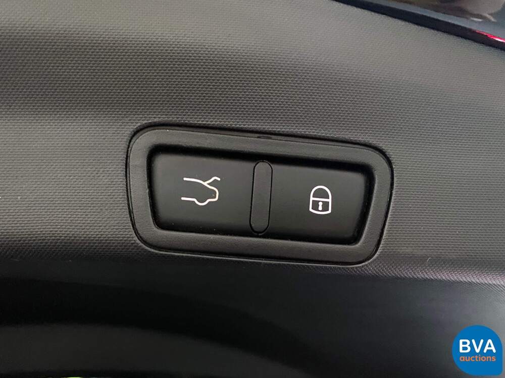 Alfa Romeo Stelvio 2.0T Q4 280hp AWD 2018, XK-318-N.