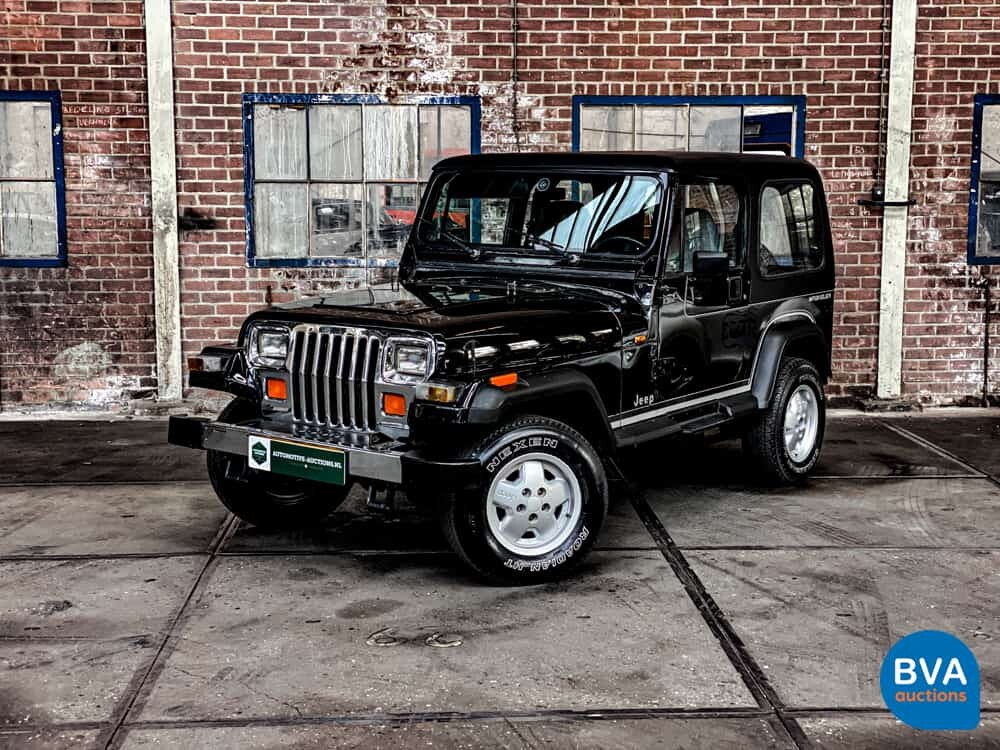 Jeep Wrangler 4.0i Laredo Wagon 4WD 178hp 1992 -Org. NL-, VS-49-JR.
