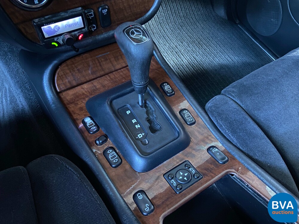 Mercedes-Benz ML270 CDI Gray License Plate M-Class 2002 -Org. NL-, 49-BF-VP.