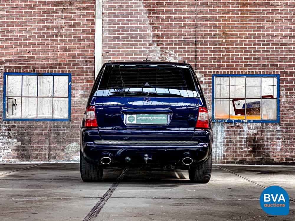 Mercedes-Benz ML270 CDI Gray License Plate M-Class 2002 -Org. NL-, 49-BF-VP.