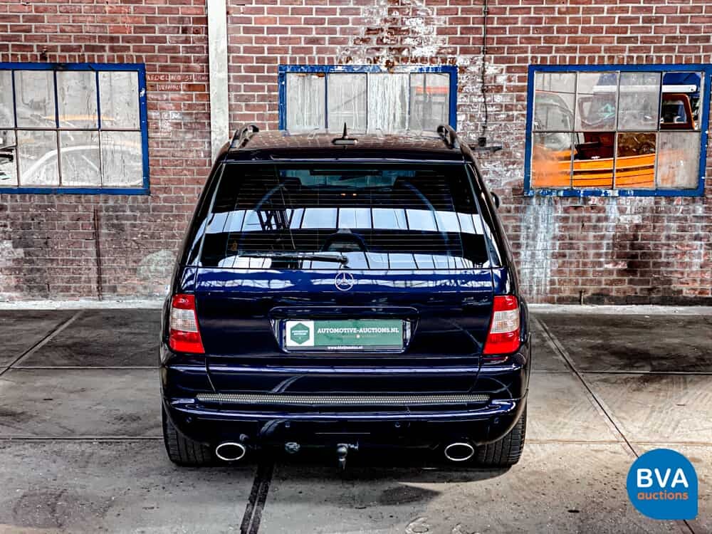 Mercedes-Benz ML270 CDI Gray License Plate M-Class 2002 -Org. NL-, 49-BF-VP.