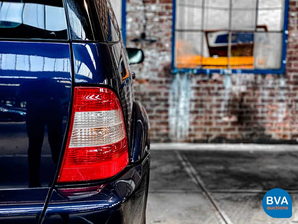 Mercedes-Benz ML270 CDI Gray License Plate M-Class 2002 -Org. NL-, 49-BF-VP.