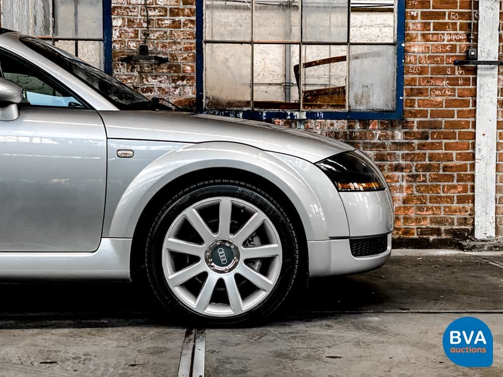 Audi TT Roadster 1.8 5V Turbo quattro 180hp 2001, 86-XPB-N.