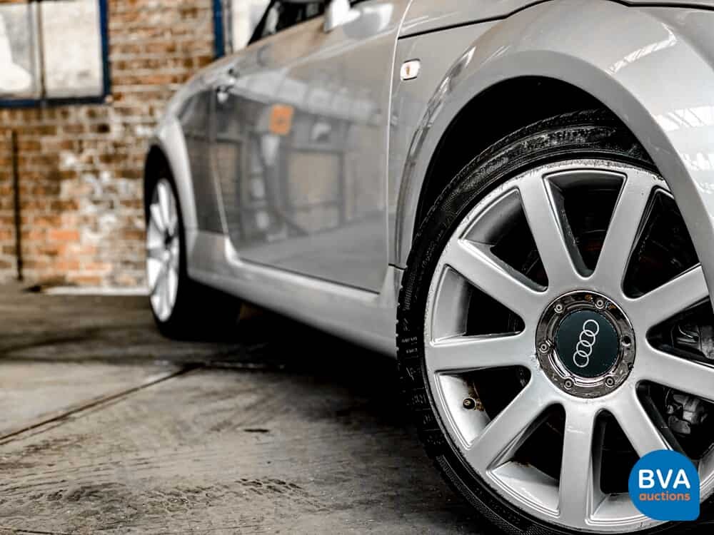 Audi TT Roadster 1.8 5V Turbo quattro 180hp 2001, 86-XPB-N.