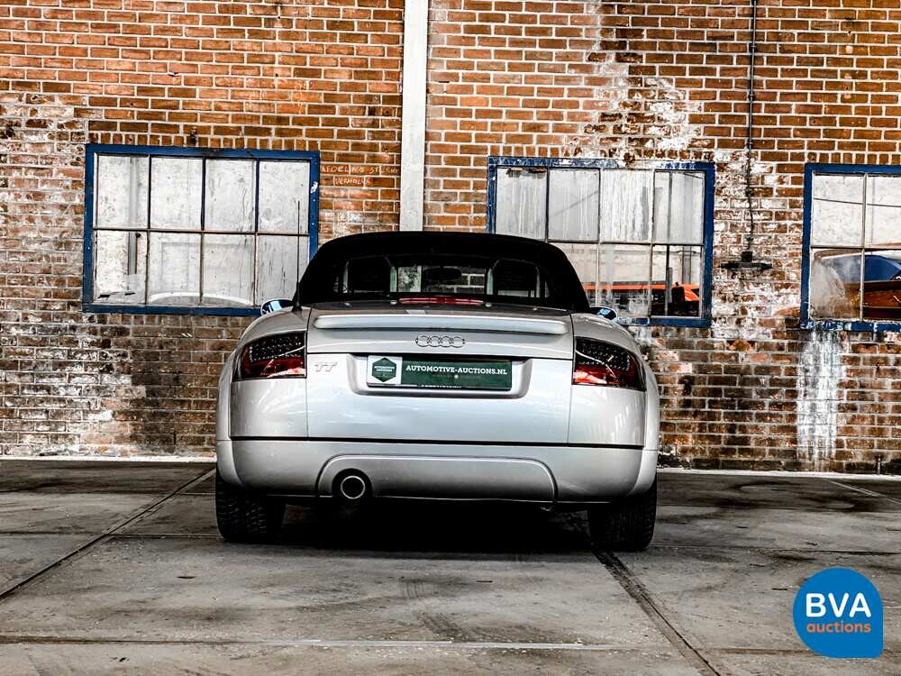 Audi TT Roadster 1.8 5V Turbo quattro 180hp 2001, 86-XPB-N.