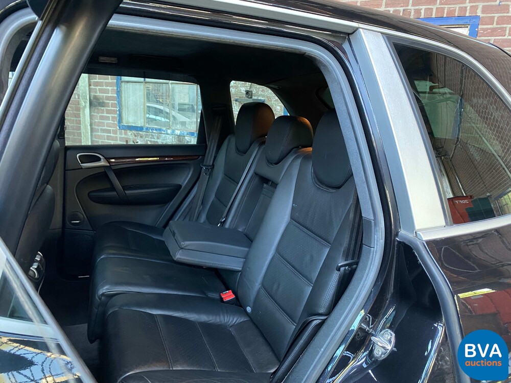 Porsche Cayenne Turbo 4.5 V8 450hp 2004 -YOUNGTIMER-.
