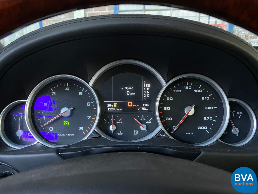 Porsche Cayenne Turbo 4.5 V8 450hp 2004 -YOUNGTIMER-.