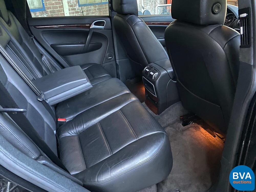 Porsche Cayenne Turbo 4.5 V8 450hp 2004 -YOUNGTIMER-.